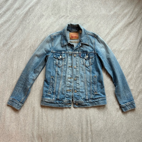 Levi's Jackets & Blazers - Vintage 90s Levi's Classic Light Blue Denim Jacket